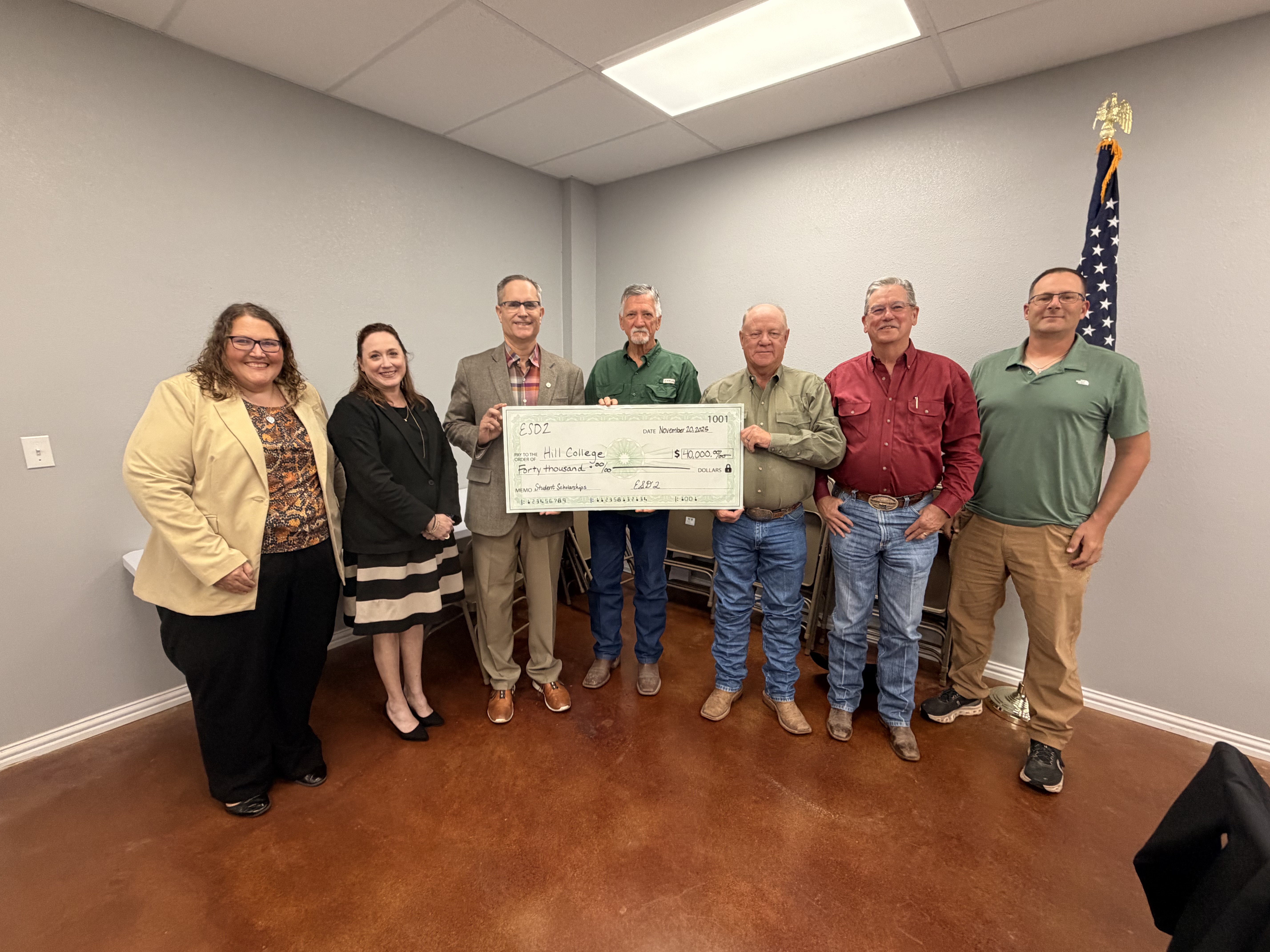 Hill College employees with ESD2 Representatives